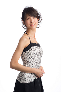 望月里美