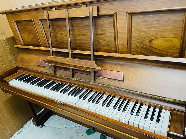 Steinway K　譜面台