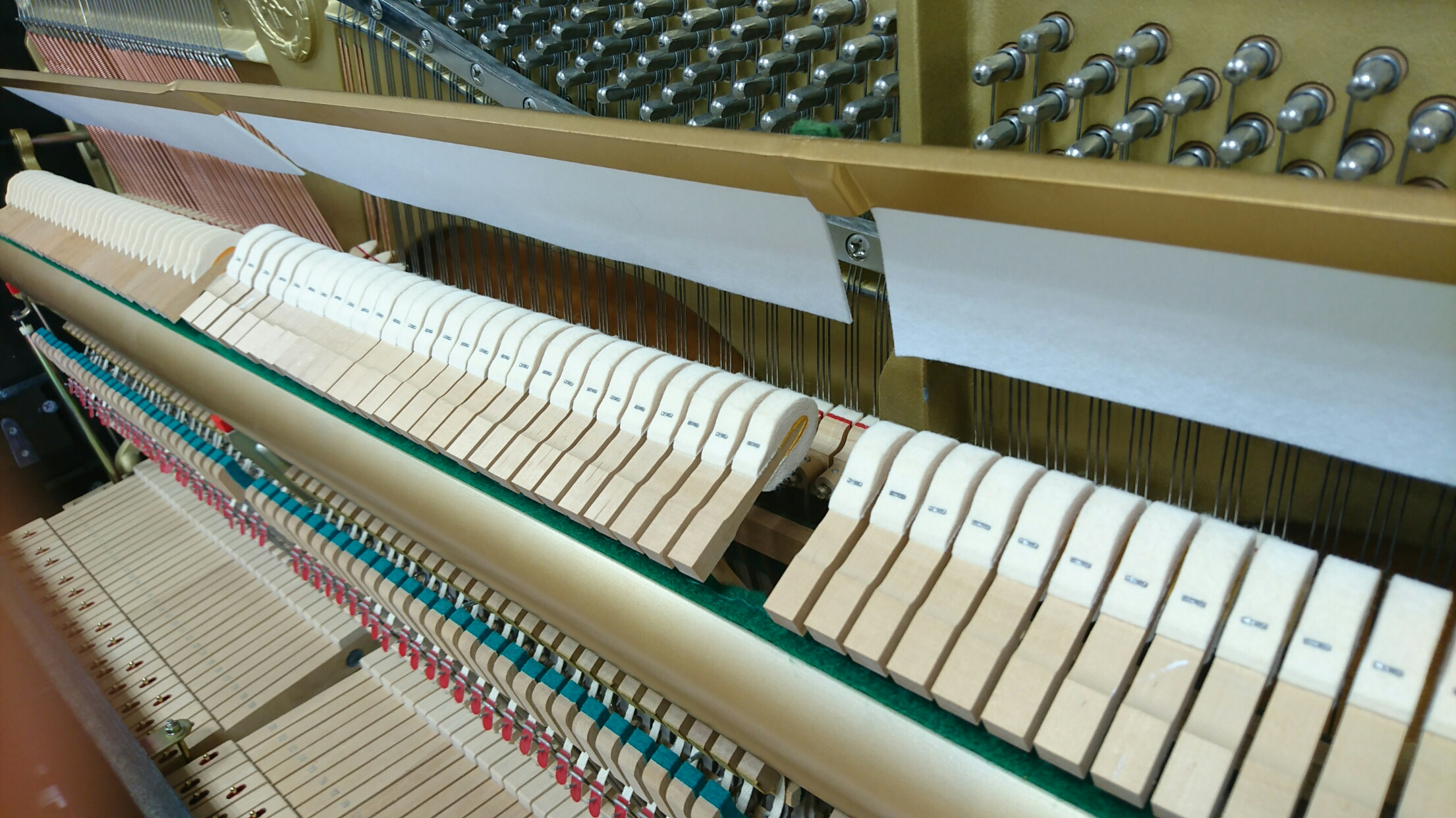 YAMAHA U10A　アクション