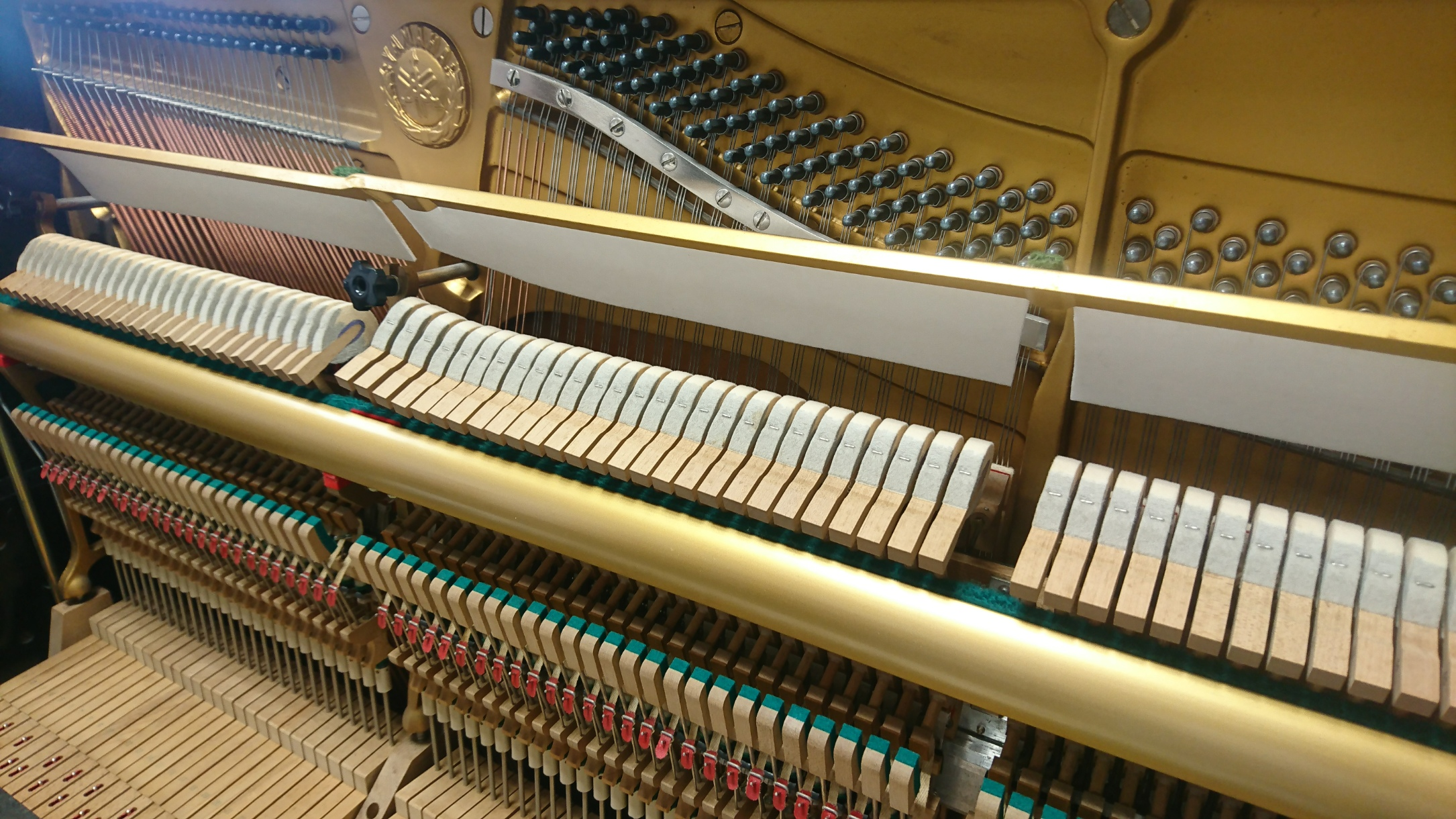 YAMAHA U3H　アクション