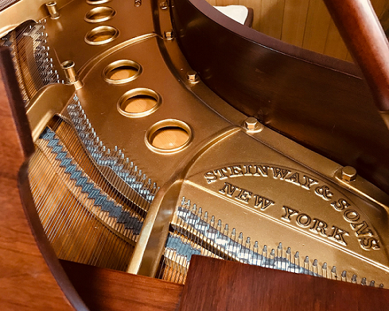 steinway M フレーム